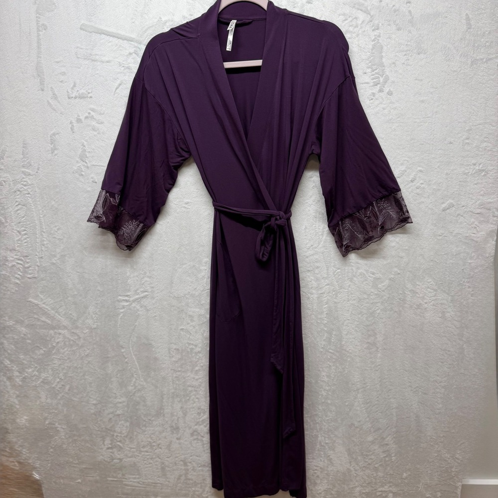 Soma Cool Nights Robe Lace Trim S/M Purple Womens Sleepwear Wrap Pockets Belt